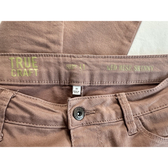 True Craft Jeans Mid Rise Skinny Women's Size 11 Rose Color Distressed - Picture 4 of 12